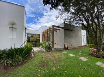 Casa · 380m² · 3 Habitaciones · 3 Estacionamientos · Casa en Renta Puembo 7