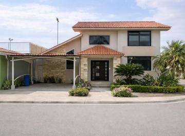 Casa de 3 habitaciones, Guayaquil · Casa en Venta en Urbanización Portofino – Seguridad 24/7