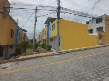 Casa de 3 habitaciones, Quito · Casa en Venta en Conjunto - de Oportunidad! Es Precio Fijo – Calderón - San José de Morán