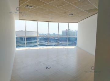 Oficina comercial · 41m² · 1 Estacionamiento · Oficina en Venta Edificio 100 Business Plaza. Frente a Mall del Sol. Av Juan Tanca Marengo. S. l.