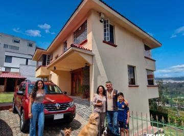 Casa de 4 habitaciones, Quito · Casa en Carcelen con 639 m² de Terreno. "Vive Cerca de Todo y Rodeado de Naturaleza"