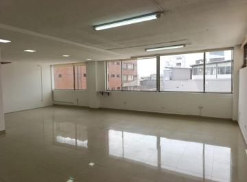 Oficina comercial , Quito · Oficna 140 m² de Arriendo/ Sector 12 de Octubre/ $750