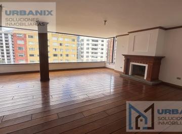 Casa · 330m² · 3 Habitaciones · 2 Estacionamientos · Penthouse con Terrazas en Bellavista