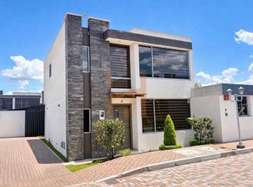 Casa de 3 habitaciones, Quito · Casa Independiente No Adosada de Venta en Tumbaco Sector La Morita, 3 Dorms, Conjunto con Seguridad.