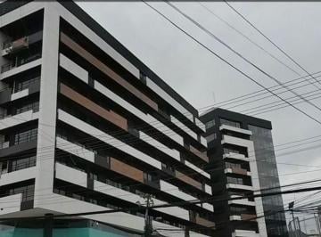 Departamento de 2 habitaciones, Quito · Rento o Vendo Departamento de Lujo Cerca de La Carolina