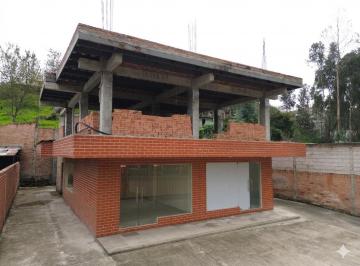 Local comercial , Cuenca · Propiedad Comercial en Venta Medio Ejido – Cuenca