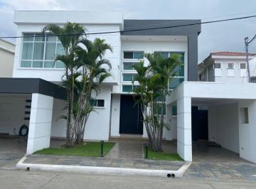 Casa de 2 pisos moderna.
Planta Baja
cocina con comedor
sala
comedor
1 habitaci · Casa en Venta 401 m² Km 1 Vía Samborondón C Alvarez
