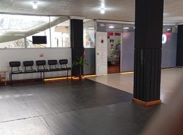 Local comercial · 190m² · 3 Habitaciones · Villaflora, Local Comercial en Renta, 190 m²