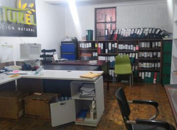Casa de 14 habitaciones, Quito · La Concepción, Casa Comercial, en Venta, 853 m² 6 Locales 5 Dpts
