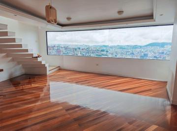 Departamento de 3 habitaciones, Quito · Urb. Altos de Granda Centeno Hermoso Penthouse Duplex Remodelado, con Terraza Vista Panorámica $600.