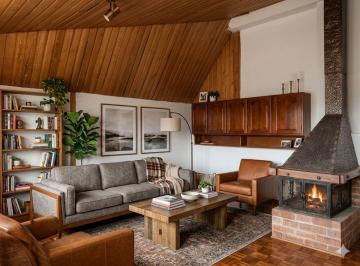 Departamento de 4 habitaciones, Quito · Penthouse con Potencial de Generación de Rentas (Suites)