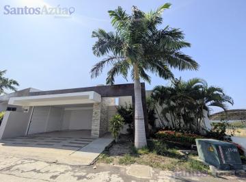 Terreno / Lote · 448m² · 2 Habitaciones · 2 Estacionamientos · Terreno con Dos Suite en Marina Blue