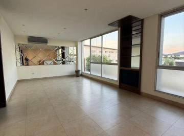 Departamento en Venta de 3 habitaciones Samborondón · Amplio Departamento en Venta en Los Primeros Kms