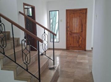 Casa en venta ubicada en Vía a la Costa, con 250 m² de terreno. Esta propiedad c · En Venta Casa de 4 Dorm. en Ceibos Norte