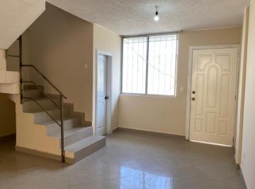 Casa · 143m² · 3 Habitaciones · 1 Estacionamiento · Venta Casa, Sector Calderón