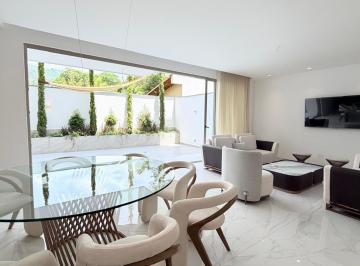 Casa · 182m² · 3 Habitaciones · 2 Estacionamientos · Lumbisi, Hermoso Duplex en Venta, 182,81 m²