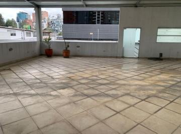 Local comercial · 320m² · 2 Habitaciones · 2 Estacionamientos · La Carolina, Local Comercial en Piso Alto en Renta, 320 m²