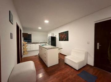 Casa de 2 habitaciones, Quito · Se Vende Casa Rentera Sector La Luz