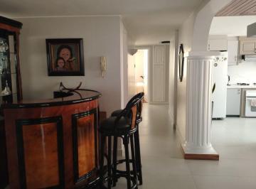Casa de 8 habitaciones, Quito · Vendo Casa con 3 Departamento Urbanizacion El Condado