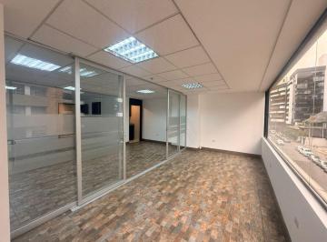 Oficina comercial , Quito · Oficina de Renta 70 m² en Alquiler Vacio Catalina Aldaz