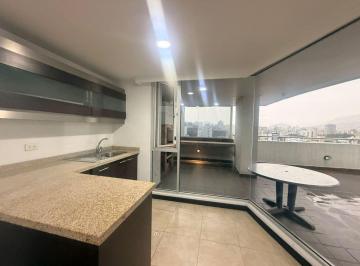 Suite de 1 habitación, Quito · Suite Vacia con Linea Blanca de 70 m² Balcon1 Habitación en Alquiler en República de El Salvador