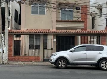 Casa de 3 habitaciones, Guayaquil · Casa con 296 m² 3 Recámaras en Venta y Alquiler, Centro de Guayaquil