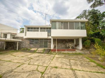 Casa de 5 habitaciones, Guayaquil · Casa con 5 Habitaciones en Venta en Los Ceibos, 927 m²