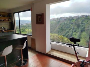 Casa · 185m² · 3 Habitaciones · 2 Estacionamientos · Pusuqui, Casa en Venta, 287 m² 3plantas, Jardin