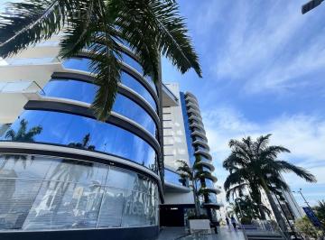 Oficina comercial · 122m² · 2 Estacionamientos · Oficina de Lujo en Manta Business Center - Sb