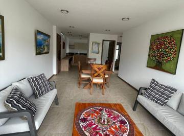 Departamento de 3 habitaciones, Quito · Venta Departamentos de 3 Dorm. en Urbanización Privada – Conocoto, Valle de Los Chill