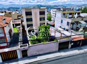 Casa de 7 habitaciones, Quito · Casa de 4 Pisos en Venta, Sector La Gasca