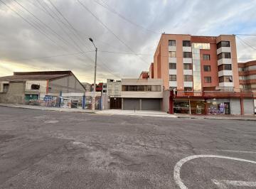 Local comercial · 175m² · 2 Estacionamientos · Rento Local Comercial de 175 m² en La Av Vaca de Castro (Norte de Quito)