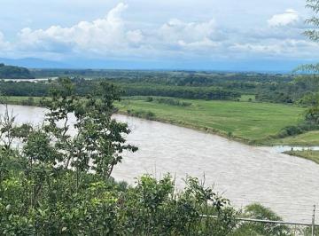 Terreno / Lote , Quevedo · Vendo Oportunidad Excelente Terreno en Área Urbana de Quevedo, en Nuevo Anillo Vial, Son 14.000 m²