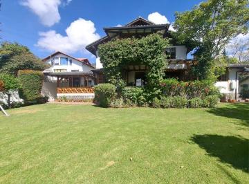 Casa de 4 habitaciones, Quito · Vendo Casa con Jardín Amplio en Conjunto Privado - Sector Tanda