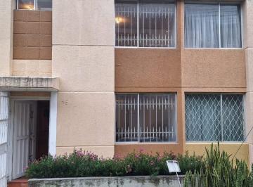 Casa · 98m² · 2 Habitaciones · 1 Estacionamiento · Casa en Venta en Mitad del Mundo Urbanización Ciudad del Sol I