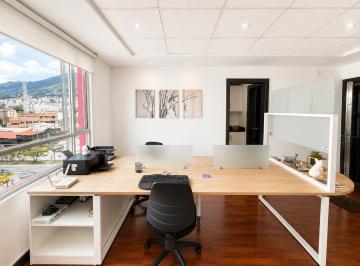 Oficina comercial · 53m² · 2 Habitaciones · 1 Estacionamiento · Cwu. Venta Oficina 53 m² - Sector Quito Tenis