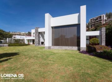 Casa · 630m² · 5 Habitaciones · 3 Estacionamientos · Venta Casa de 630 m - Cumbayá