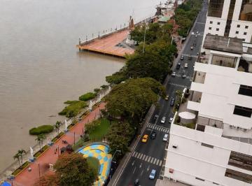 Departamento de 3 habitaciones, Guayaquil · Se Alquila Departamento Amoblado Frente Al Malecon 2000 Edif Torres del Rio Centro de Guayaquil (Rg)