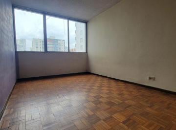 Departamento de 3 habitaciones, Quito · Depar Sector Puce