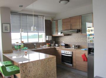 Departamento de 1 habitación, Quito · Vendo Hermosa Suite Amoblada en Planta Baja, Tras El Centro Comercial El Bosque. Sector Quito Tenis
