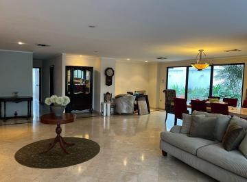 Departamento · 322m² · 4 Habitaciones · 2 Estacionamientos · Se Vende Amplio Departamento en La Torre Olivos 1 en Guayaquil