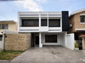 Casa de 5 habitaciones, Guayaquil · Casa de Alquiler en La Urbanización Entre Ríos, Samborondón, 5 Dorm..