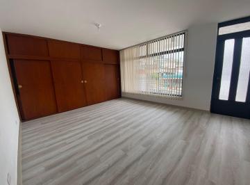 Oficina comercial · 200m² · 4 Habitaciones · 1 Estacionamiento · El Batán, de Oportunidad Oficina en Renta, 200 m²