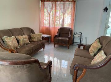 Casa · 113m² · 3 Habitaciones · 1 Estacionamiento · Se Vende Casa, San Antonio de Pichincha, Norte de Quito