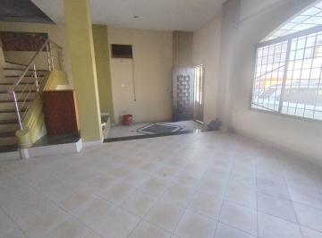 Casa · 309m² · 6 Habitaciones · 2 Estacionamientos · Los Esteros, Hermosa Casa en Venta, 309.94 m²