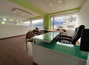 Oficina comercial , Quito · Vendo, Linda Oficina 160 m², Oportunidad, Semi Amoblada, Excelente Sector! Av Luis Cordero.
