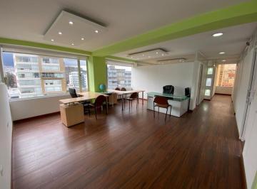 Oficina comercial , Quito · Vendo, Linda Oficina 160 m², Semi Amoblada, Excelente Sector! Av Luis Cordero, Colón.