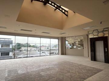 Edificio-Hotel-Fabrica , Guayaquil · En Alquiler Edificio Comercial 800 m² - en Edificio Moderno - Urdesa Central