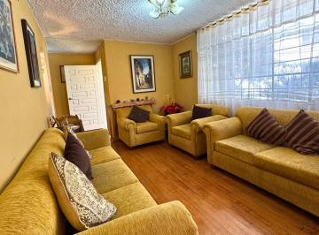 Casa de 7 habitaciones, Quito · Casa de Venta El Rosario, Av Luis Tufiño