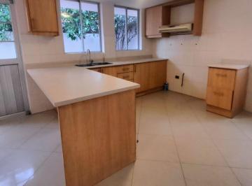 Casa de 3 habitaciones, Quito · Casa de 165 m² con 3 Habitaciones en Venta en Cumbayá